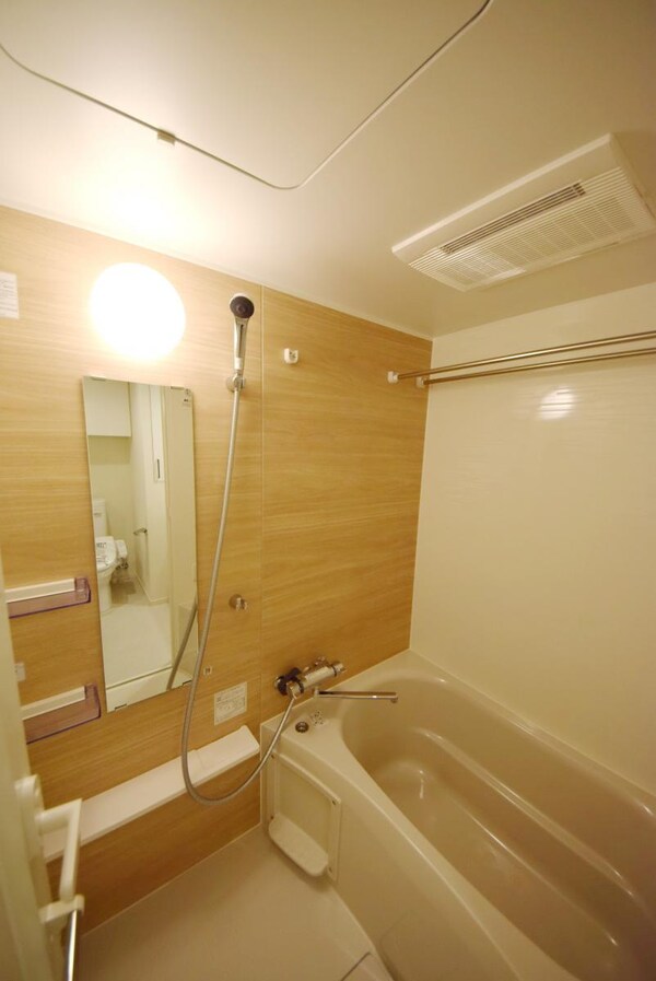 バス／シャワールーム等