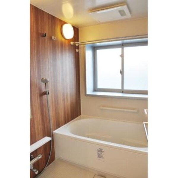 バス／シャワールーム等(※写真は同タイプ住戸です。)