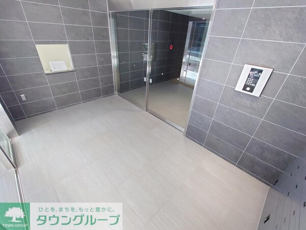 エントランス(エントランス)