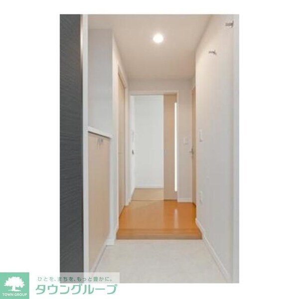 玄関(※写真は同タイプ住戸です。)