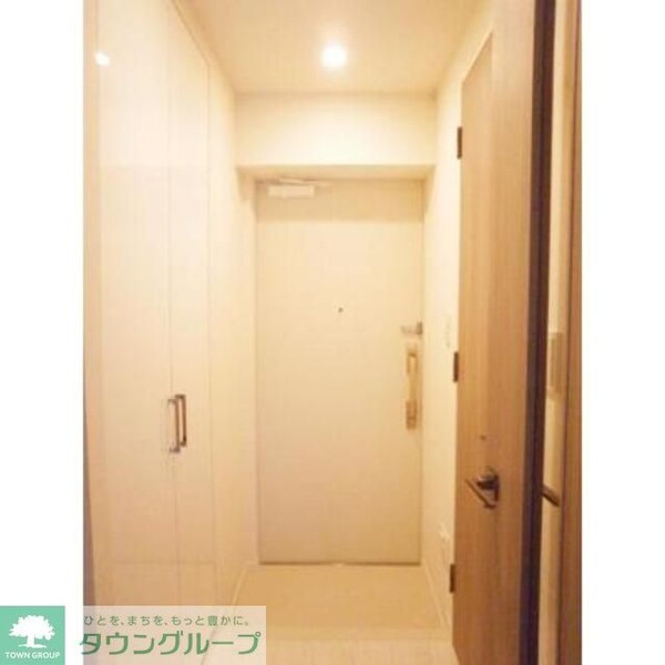 玄関(※写真は同タイプ住戸です。)