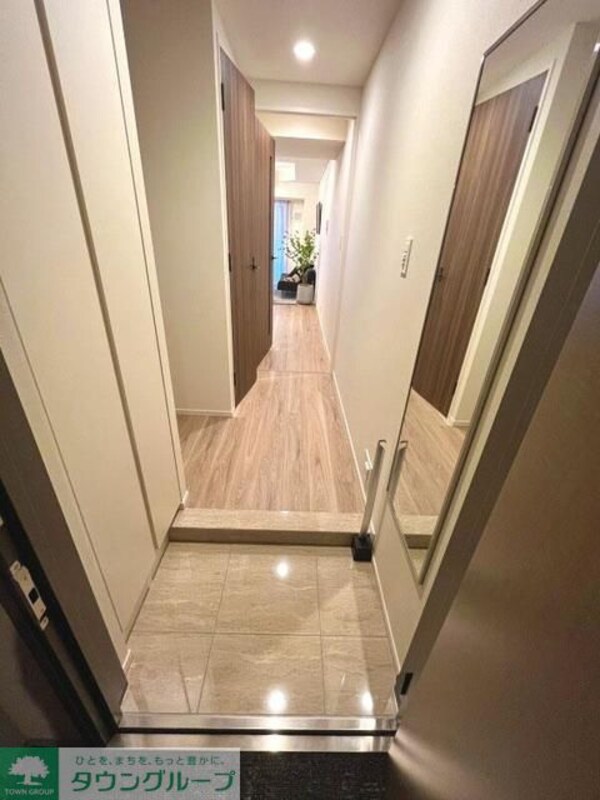 玄関(※写真は同タイプ住戸です。)