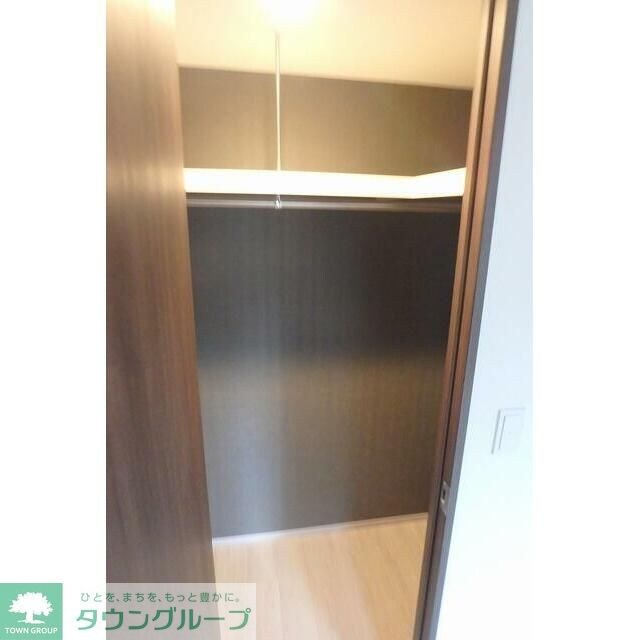 物件内観写真13　(収納)