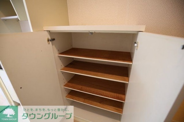 収納(靴入れ)
