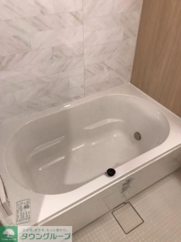 バス／シャワールーム等(※別号室参考写真)