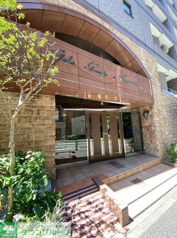 エントランス(エントランス)