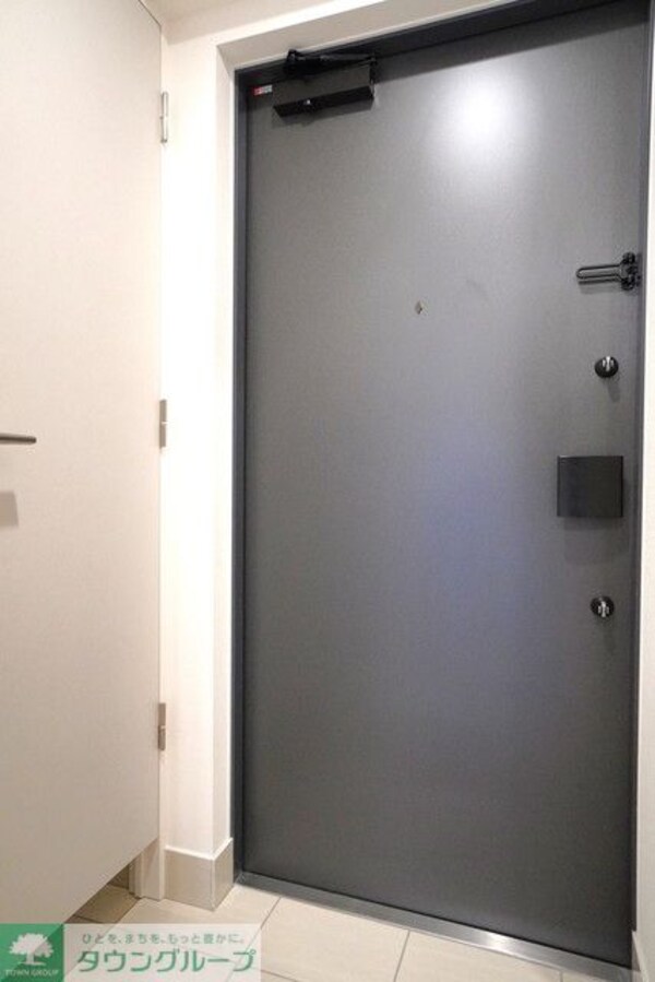 玄関(※写真は同タイプ住戸です。)