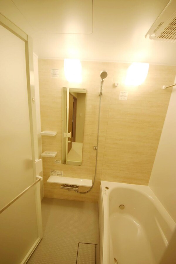 バス／シャワールーム等(洗面)