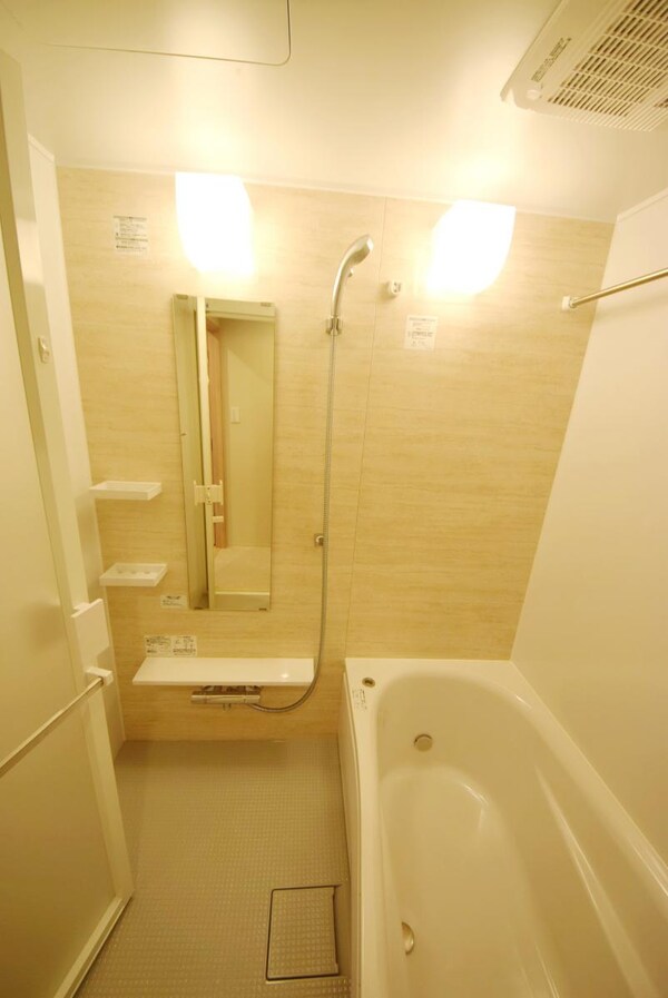 バス／シャワールーム等(洗面)