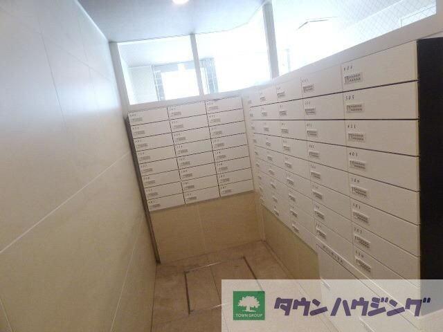 物件内観写真16　(郵便受け)