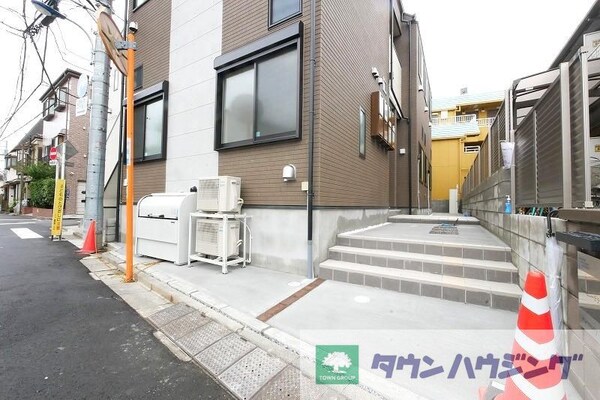 エントランス(エントランス)