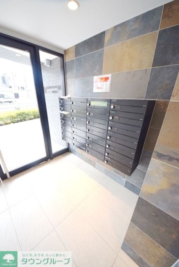 玄関(★お部屋探しはタウンハウジング東京赤羽店へ★)