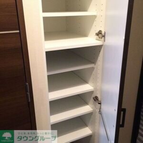 収納