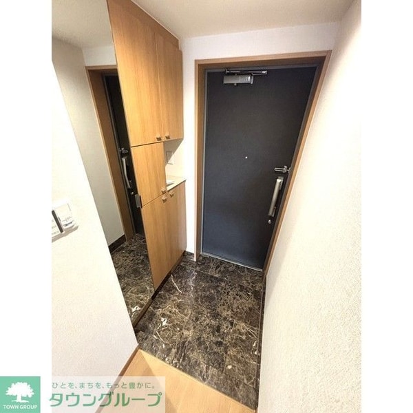 玄関(※同タイプ別住戸写真)