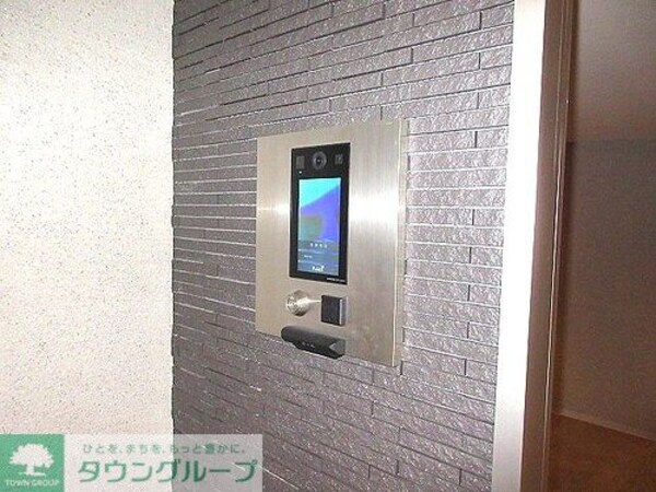 共有部分(オートロック　※2025年11月新築未入居時撮影)