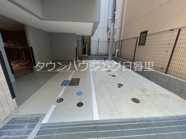 駐車場(玄関)