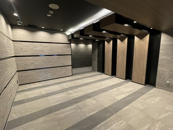 エントランス(エントランス)