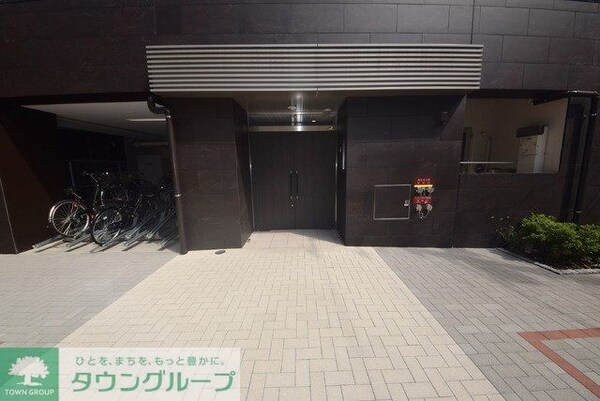 エントランス(建物入口)