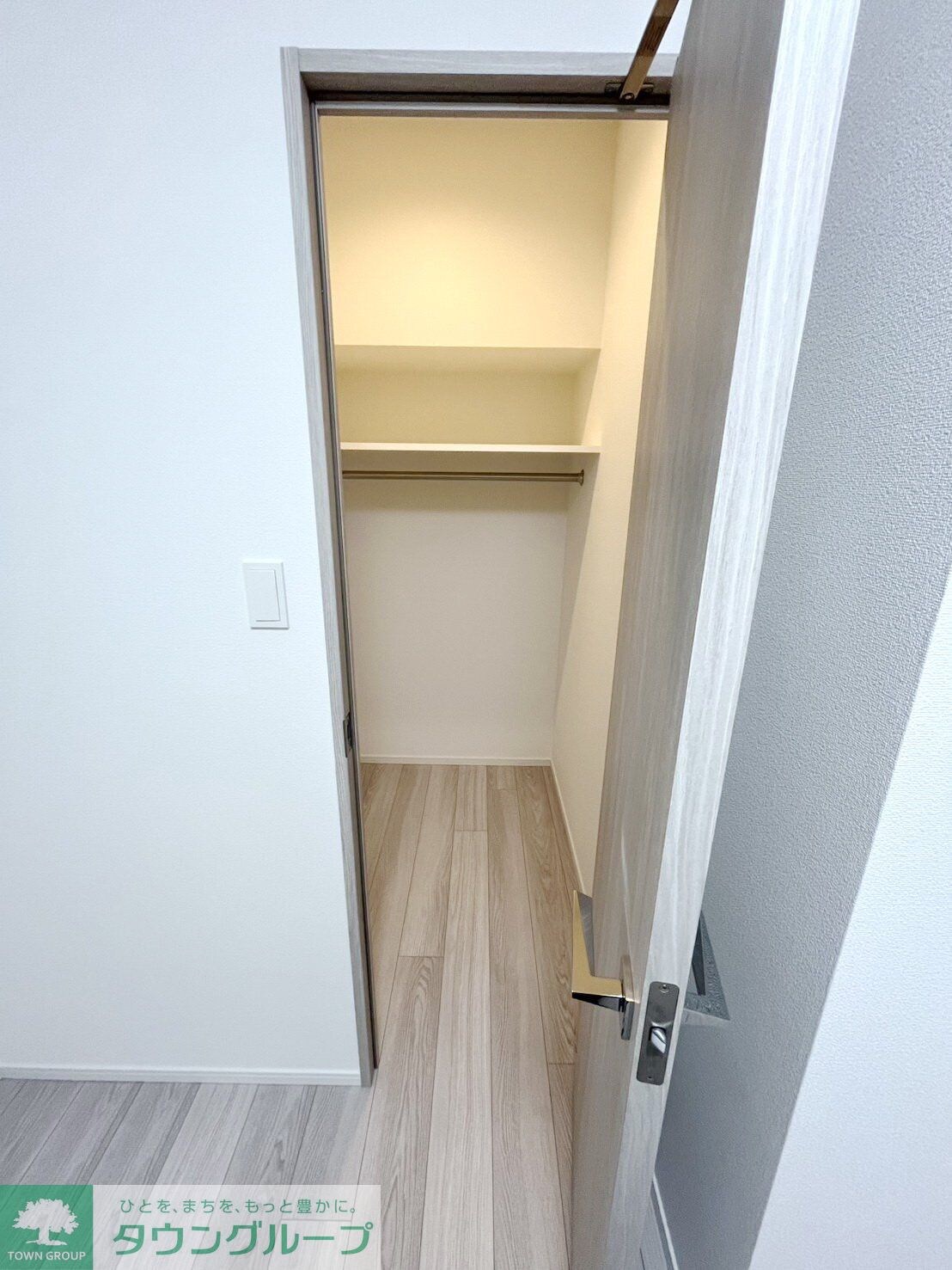 物件内観写真7　(収納)