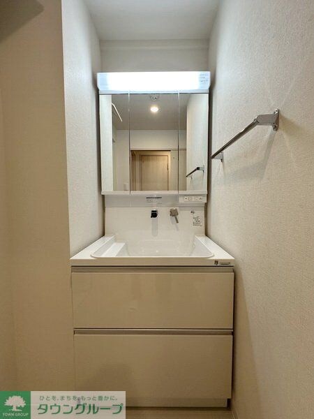 物件内観写真9　(洗面)