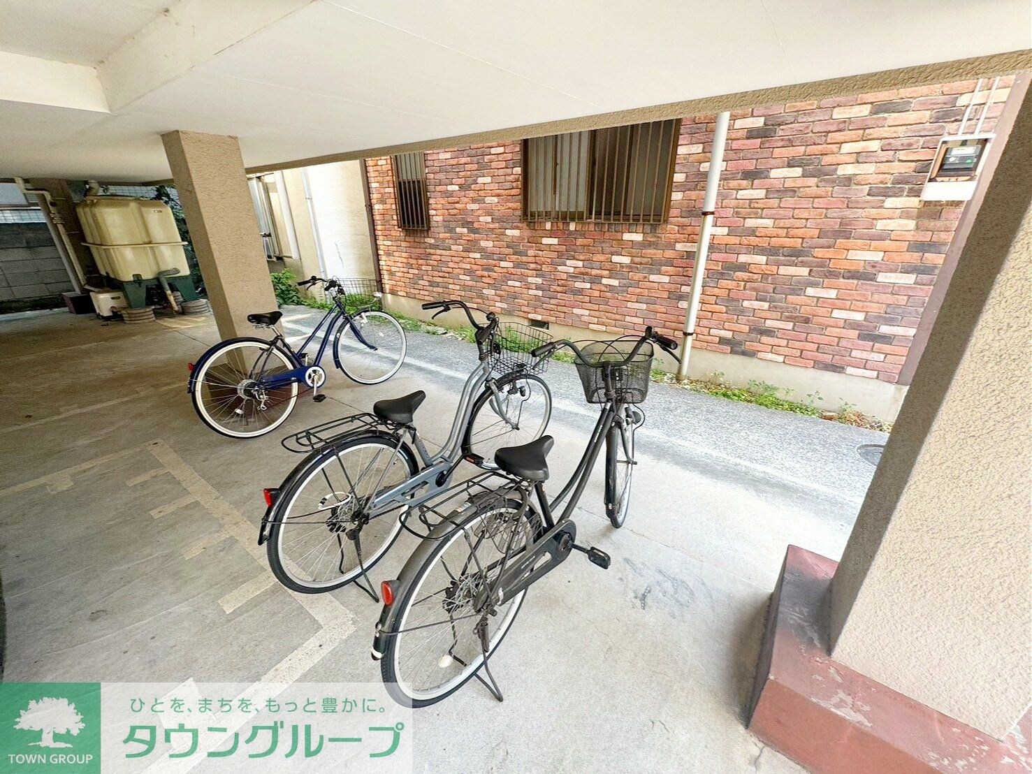 物件内観写真18　(駐輪場)