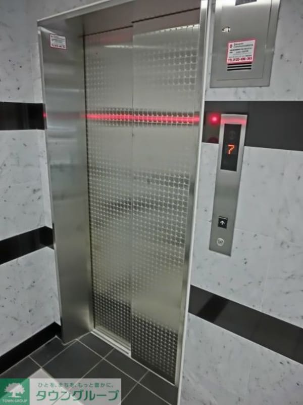 エントランス(エントランス)