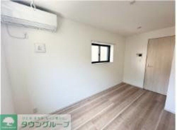 リビング・居室(※写真は別部屋です)