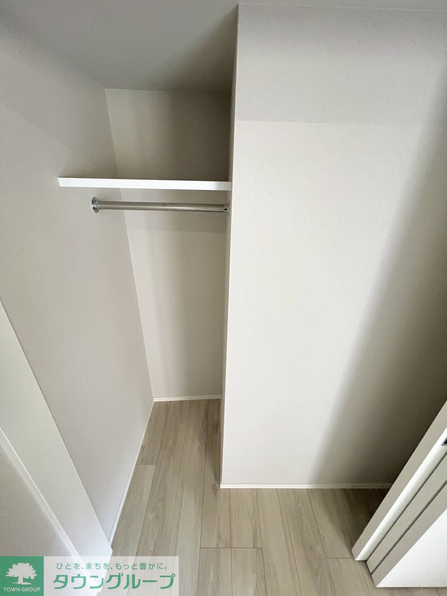 物件内観写真7　(収納)