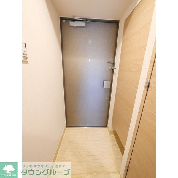 玄関(同タイプ写真　※現況優先)