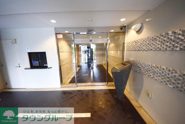 エントランス(エントランス)