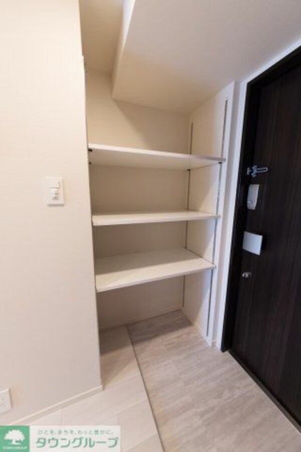 収納(玄関収納)