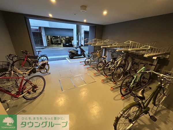 駐車場(駐車場)