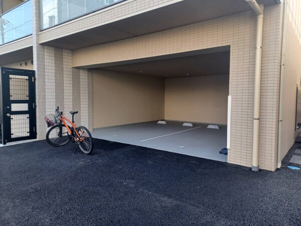 駐車場(駐車場)