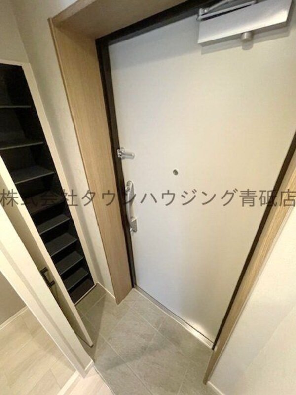 玄関(バルコニー)