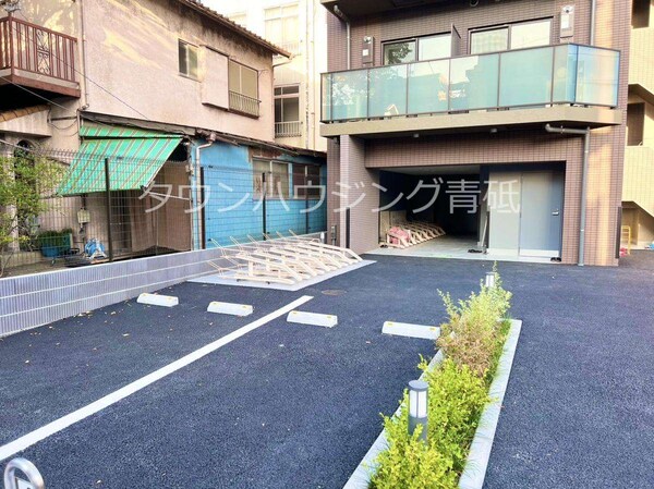 駐車場(駐車場)