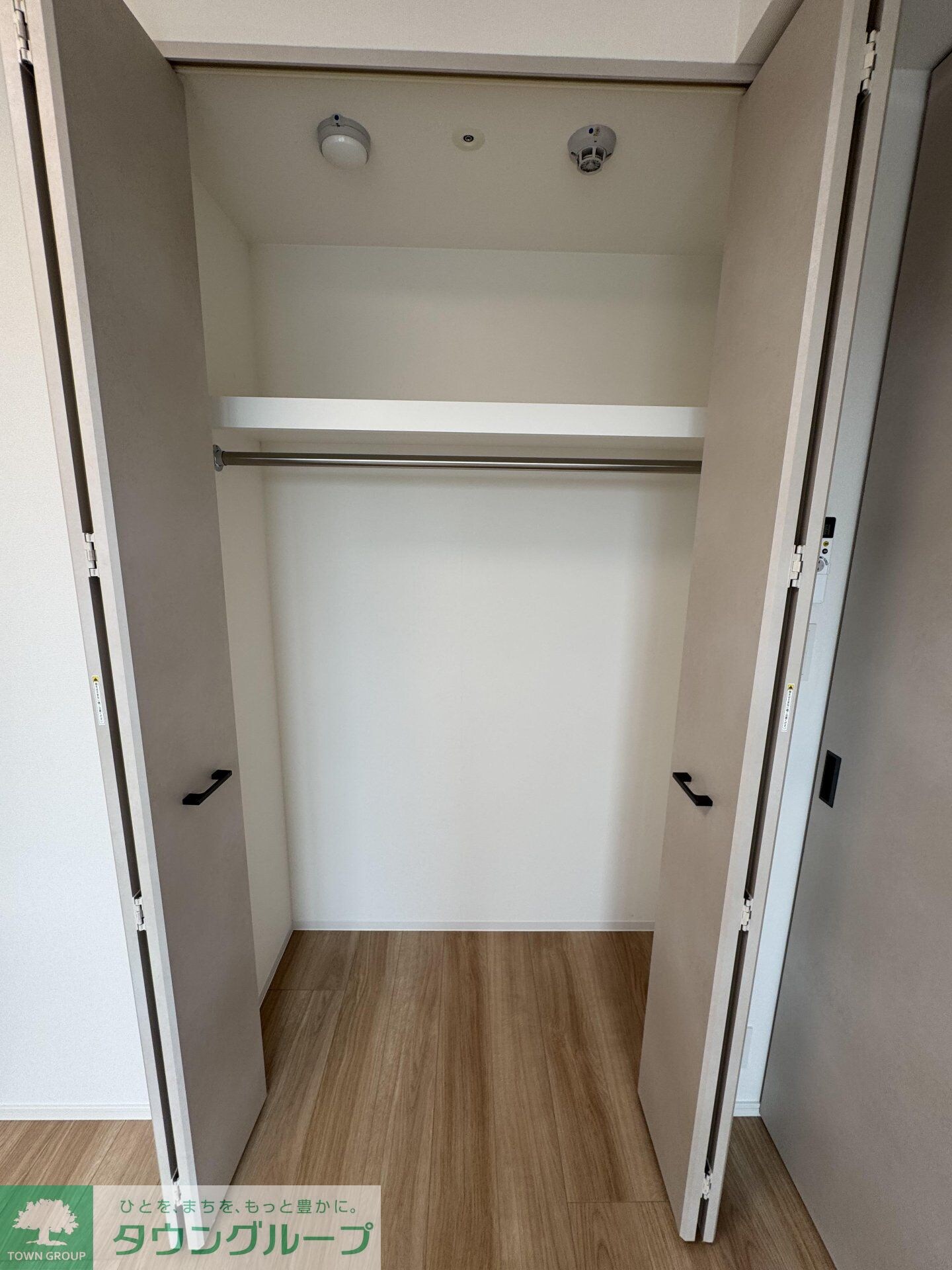 物件内観写真11　(収納)