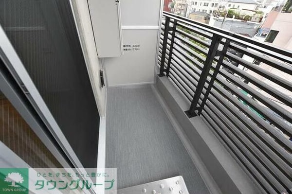 バルコニー(※別号室参考写真)