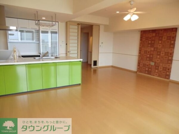 その他室内・内装(大型２４帖床暖房付きＬＤＫ)