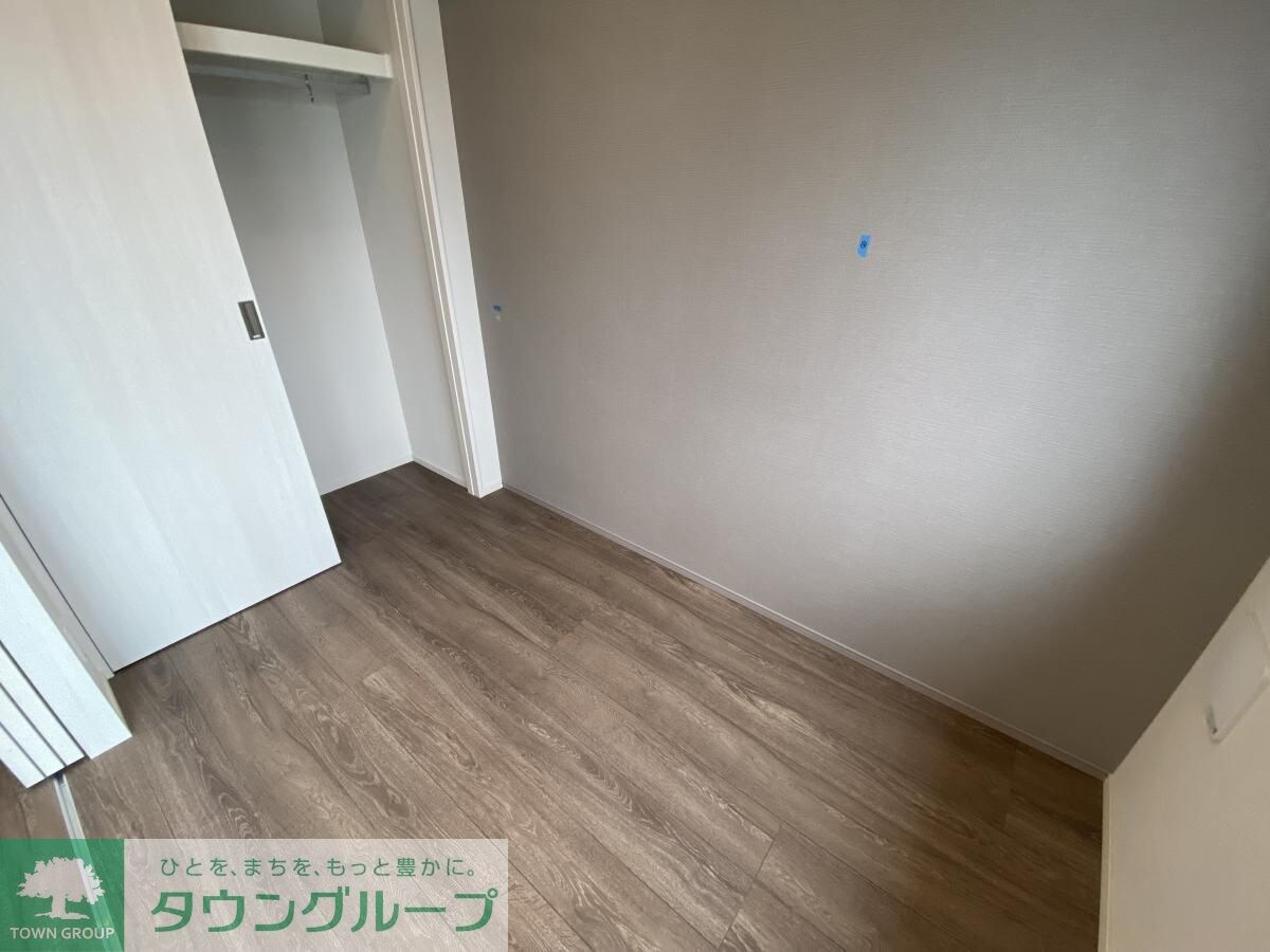 物件内観写真13　(リビング/居室)