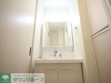 物件内観写真5　(※別号室参考写真)