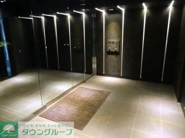 エントランス(レジディア日本橋馬喰町III)