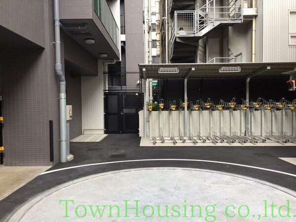 駐車場(2017年7月撮影)