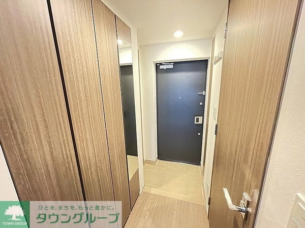 玄関(お問合せは(株)タウンハウジング赤坂店へ【03-5563-…)