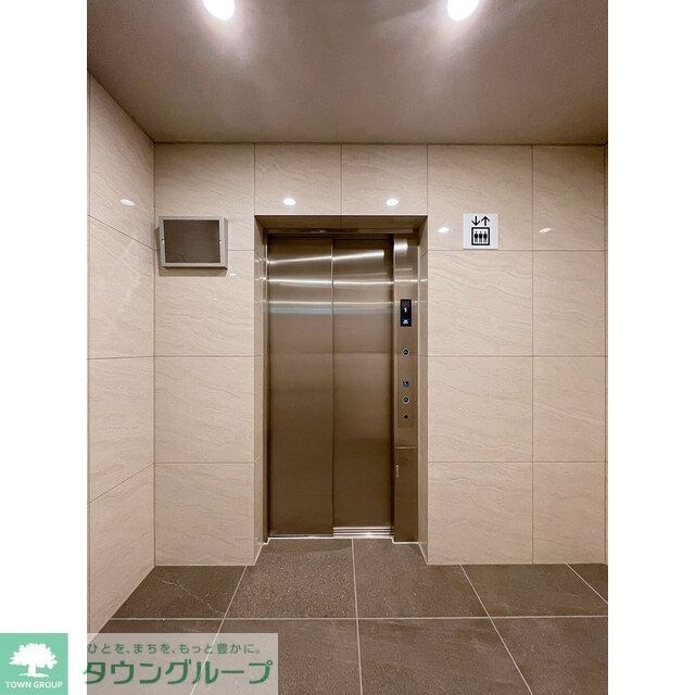物件内観写真13　(エレベーター)
