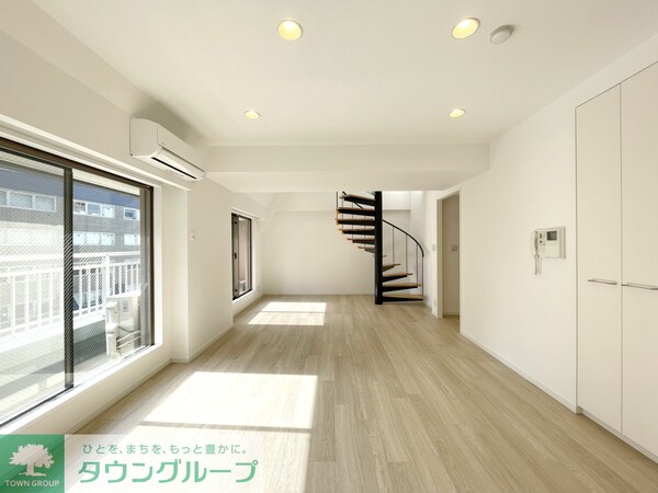 リビング・居室(お部屋探しは株式会社　タウンハウジング　までお気軽にお問合…)