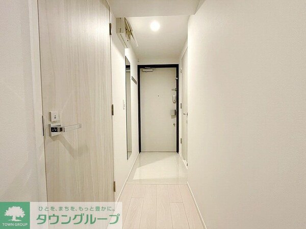 玄関(お問合せは(株)タウンハウジング赤坂店へ【03-5563-…)