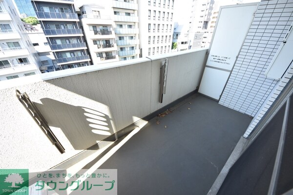 バルコニー(お問合せは(株)タウンハウジング赤坂店へ【03-5563-…)