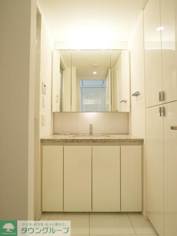 洗面(※写真は同タイプ住戸です。)