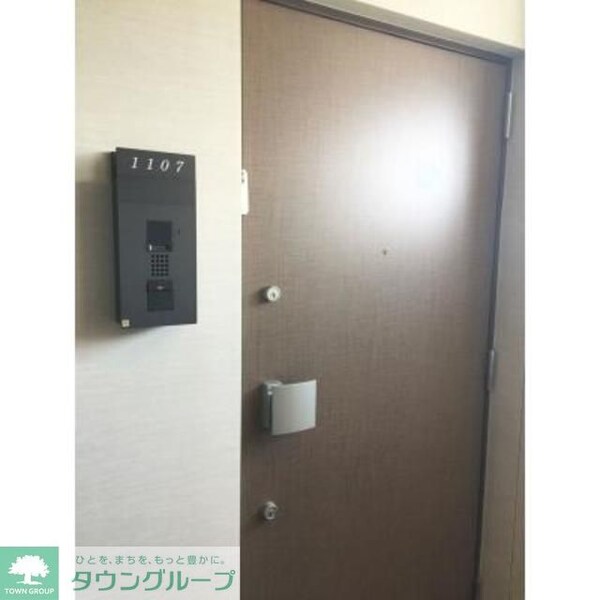 玄関(※写真は同タイプ住戸です。)