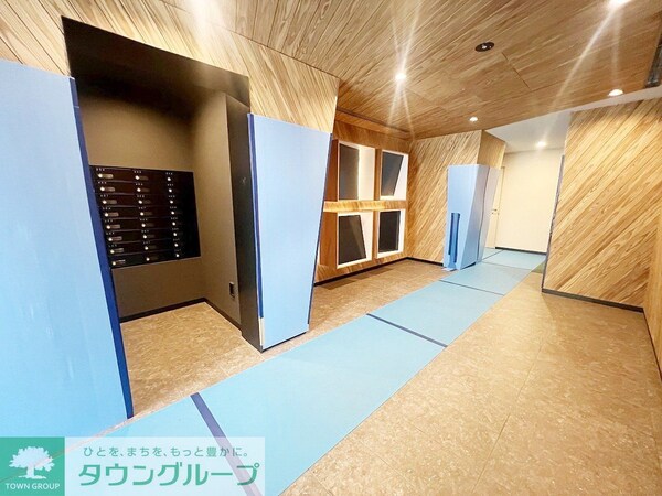 ロビー(部屋探しは株式会社　タウンハウジング　までお気軽にお問合せ…)